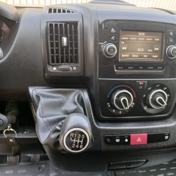 2023 Citroën Jumper Jumper 2.0 Manual BlueHDI L2H2 FACTURABLE - Imagen 11