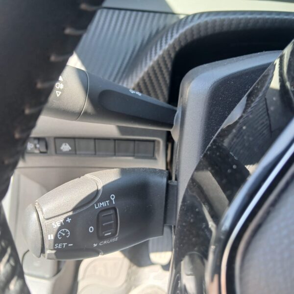 2021 Peugeot 208 1.2 Puretech 75HP Active Pack - Imagen 13