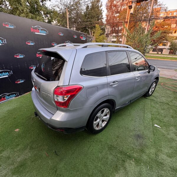 2016 Subaru Forester XS AWD 2.0 aut - Imagen 12