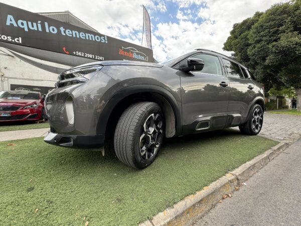 Citroen C5 Aircross Automático versión Shine con techo - Imagen 10