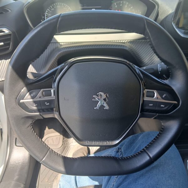 2021 Peugeot 208 1.2 Puretech 75HP Active Pack - Imagen 5