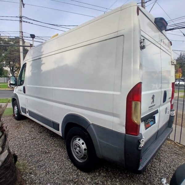 2018 Peugeot Boxer 2.0 BlueHDI 160 L2H2 - Imagen 4