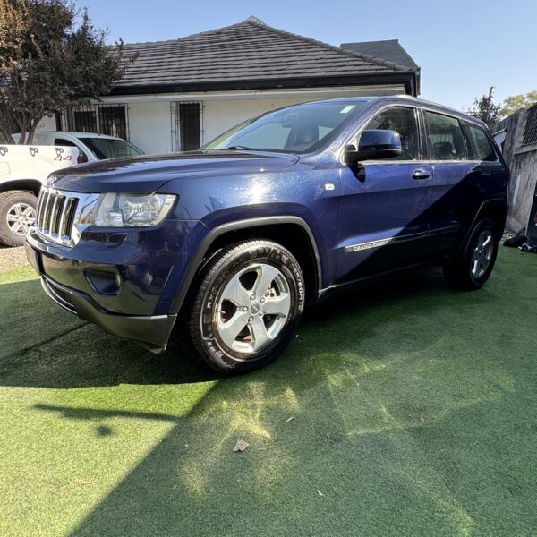 Jeep Grand Cherokee Laredo 3.6 4x4 - Imagen 4