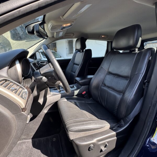 Jeep Grand Cherokee Laredo 3.6 4x4 - Imagen 14