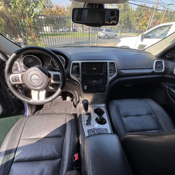 Jeep Grand Cherokee Laredo 3.6 4x4 - Imagen 11