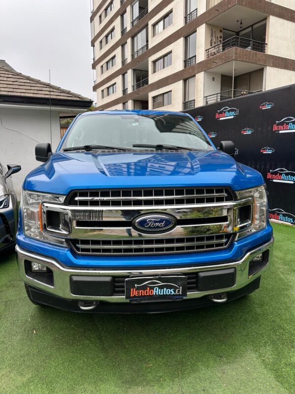 Ford F150 XLT DCAB 3.3 Automática y 4x4 - Imagen 2