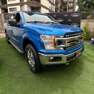 Ford F150 XLT DCAB 3.3 Automática y 4x4