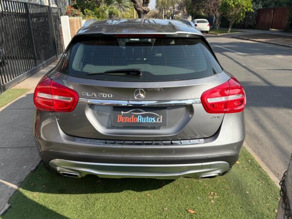Mercedes Benz GLA200 2016 2.0 - Imagen 12