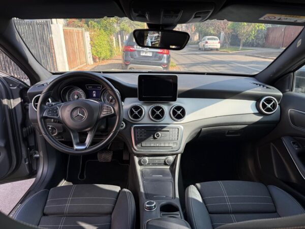 Mercedes Benz GLA200 2016 2.0 - Imagen 5