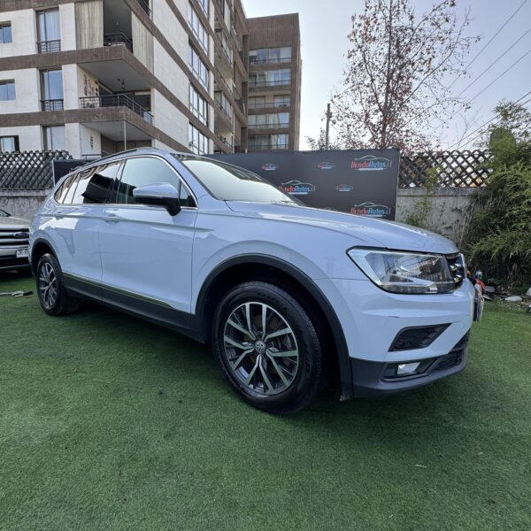 Volkswagen Tiguan 1.4 TSI 3 Corridas de Asientos - Imagen 4