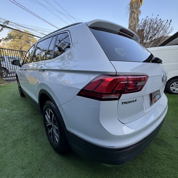 Volkswagen Tiguan 1.4 TSI 3 Corridas de Asientos - Imagen 5